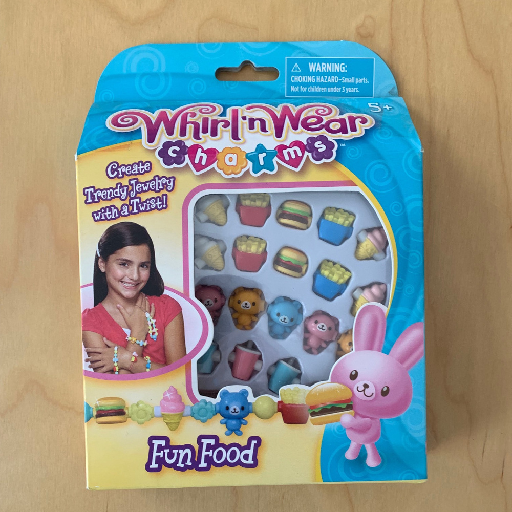 NEW-Whirl 'n Wear Charms-Fun Food